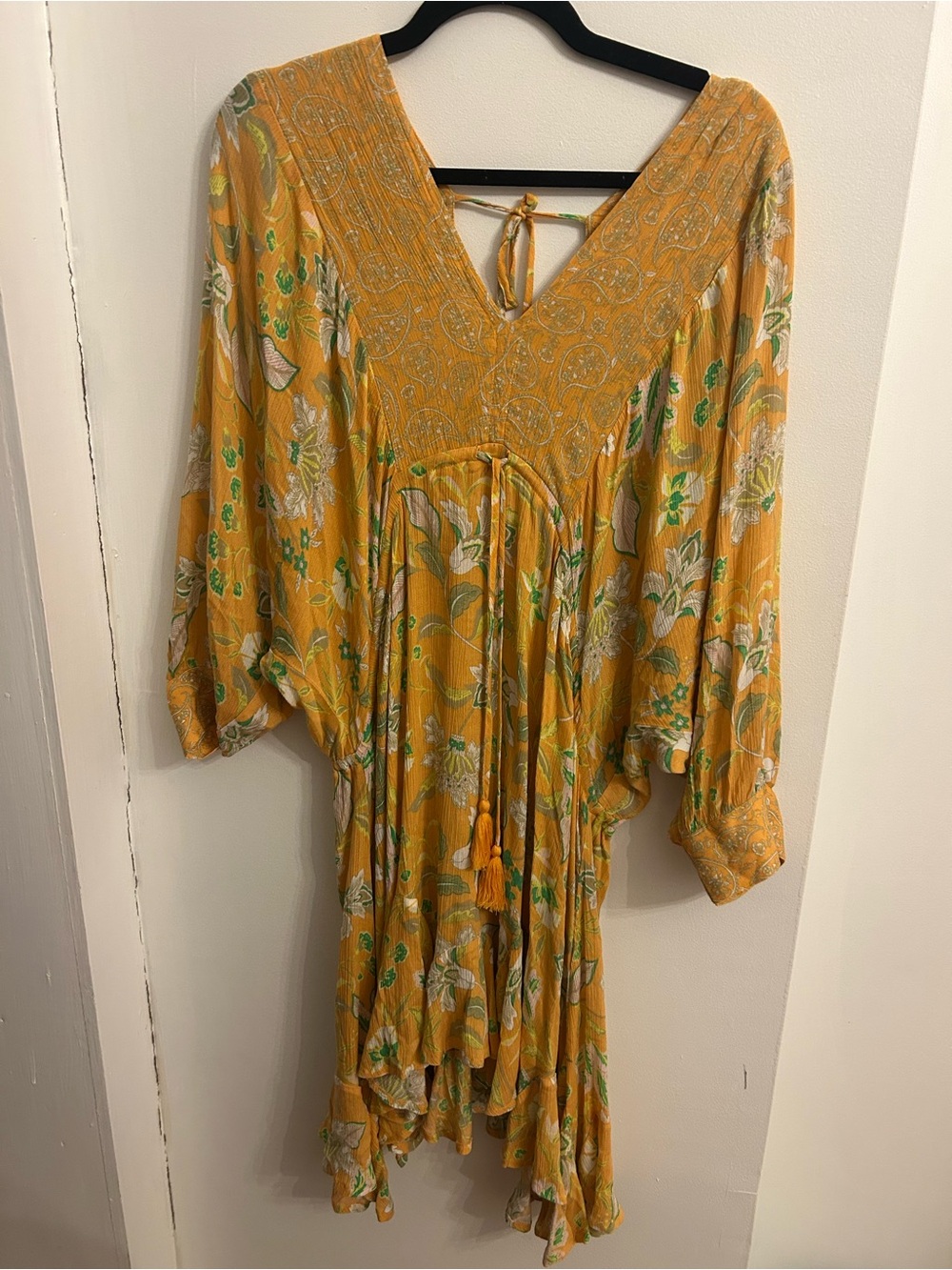 O'Neill Mustard Floral V-Neck Tie-Waist Long Sleeve Dress